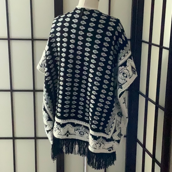 Fringed Wrap with Sleeves - Picture 2 of 3